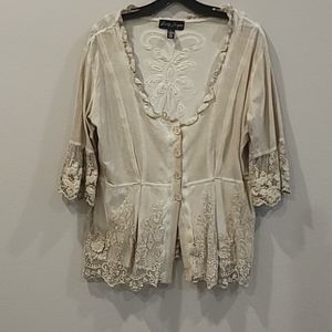 Gritty Zueger cream blouse
